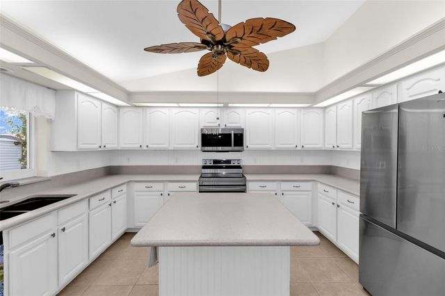 18939 AYRSHIRE CIRCLE, Port Charlotte, FL 33948