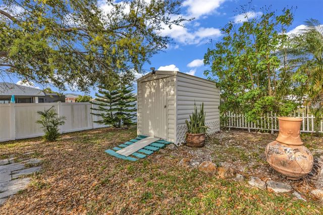 18939 AYRSHIRE CIRCLE, Port Charlotte, FL 33948