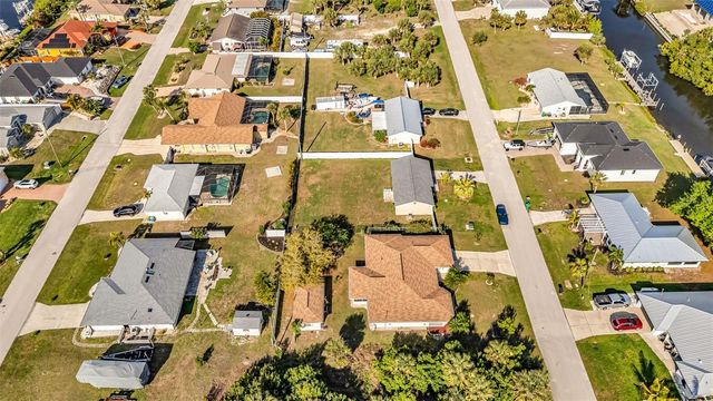 18939 AYRSHIRE CIRCLE, Port Charlotte, FL 33948