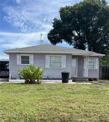 4743 DEL RIO WAY S, Gulfport, FL 33711