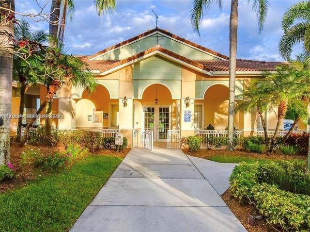 1213 SW 46th Way, Deerfield Beach, FL 33442