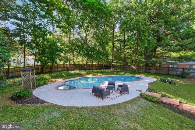 12718 MEADOWOOD DR, Silver Spring, MD 20904