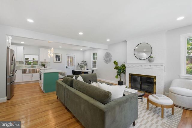 12718 MEADOWOOD DR, Silver Spring, MD 20904