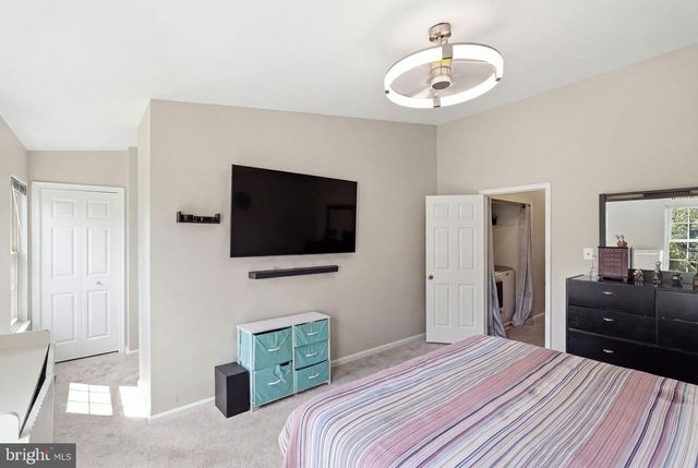 44040 GALA CIR, Ashburn, VA 20147