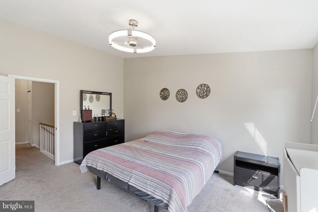 44040 GALA CIR, Ashburn, VA 20147