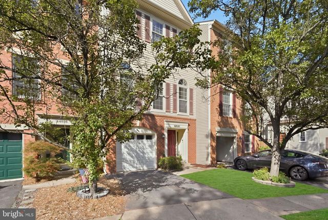 44040 GALA CIR, Ashburn, VA 20147