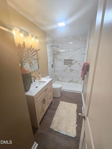 438 Dudley Street, Burlington, NC 27217
