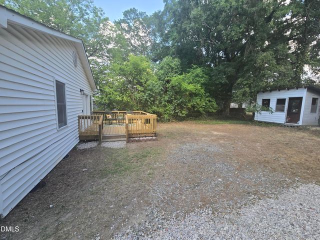 438 Dudley Street, Burlington, NC 27217