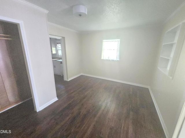 438 Dudley Street, Burlington, NC 27217