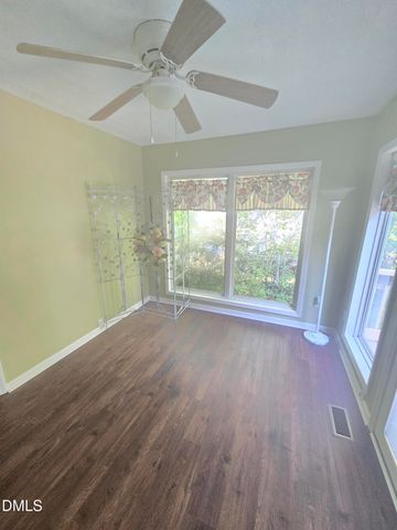 438 Dudley Street, Burlington, NC 27217