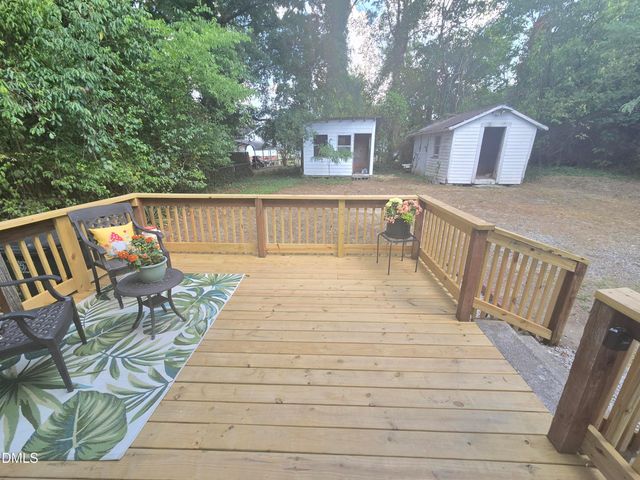 438 Dudley Street, Burlington, NC 27217