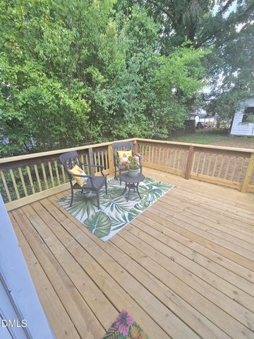 438 Dudley Street, Burlington, NC 27217
