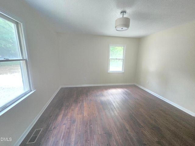 438 Dudley Street, Burlington, NC 27217
