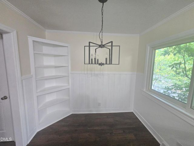 438 Dudley Street, Burlington, NC 27217