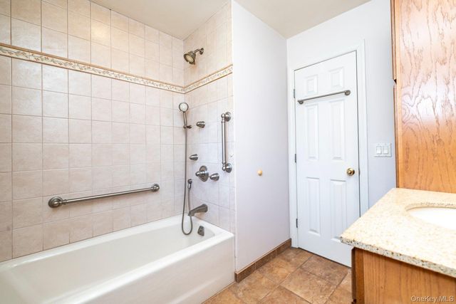 9 Gold Street, Kings Park, NY 11754