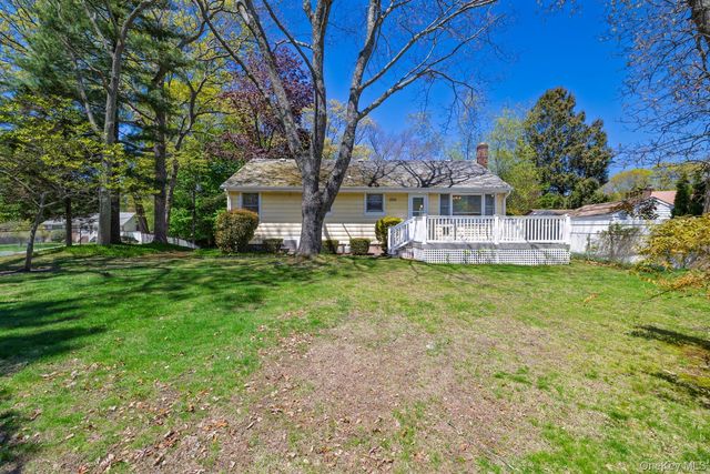 9 Gold Street, Kings Park, NY 11754