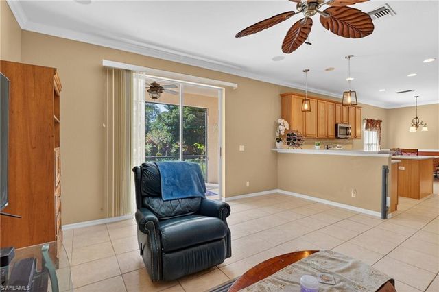 2787 Orange Grove TRL E, Naples, FL 34120
