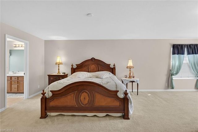 2787 Orange Grove TRL E, Naples, FL 34120