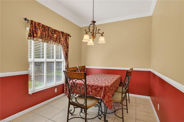 2787 Orange Grove TRL E, Naples, FL 34120