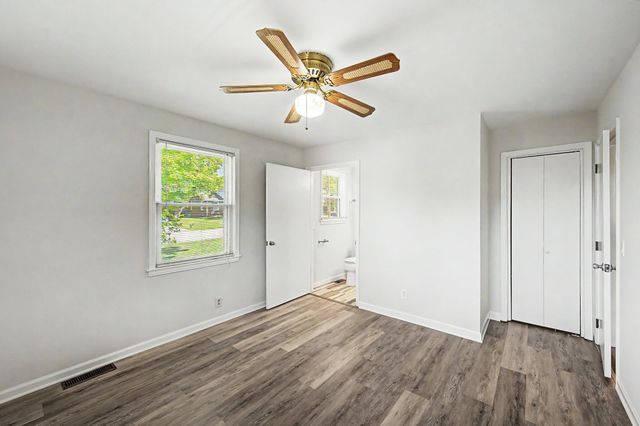 7453 Harrow Dr, Nashville, TN 37221