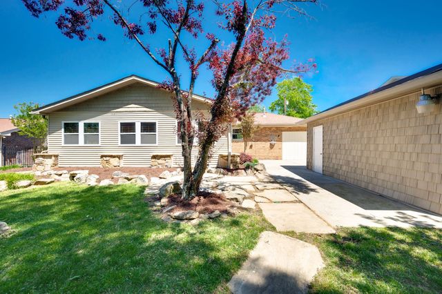 7453 Harrow Dr, Nashville, TN 37221
