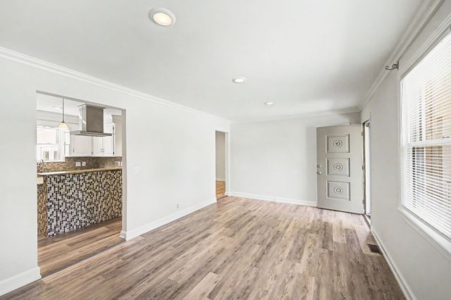 7453 Harrow Dr, Nashville, TN 37221