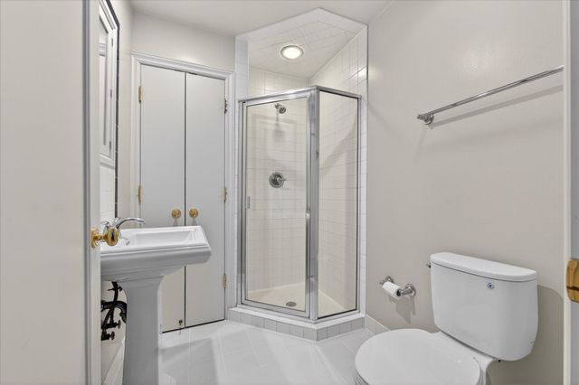 421 S Ashley Street, Ann Arbor, MI 48103