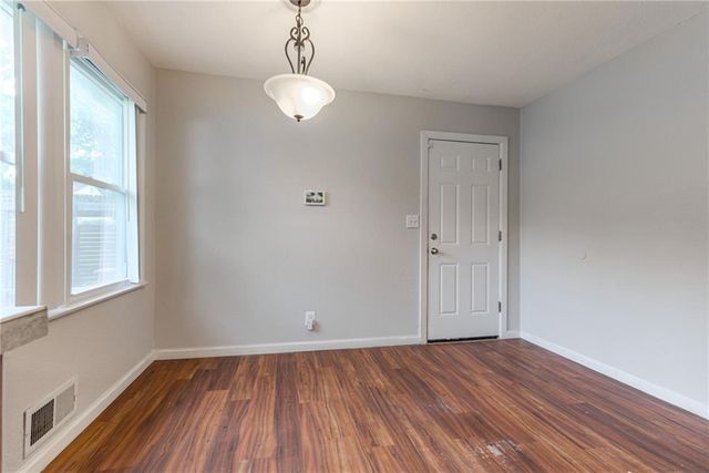9200 E 87th Street, Raytown, MO 64138