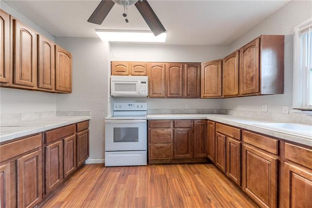 9200 E 87th Street, Raytown, MO 64138