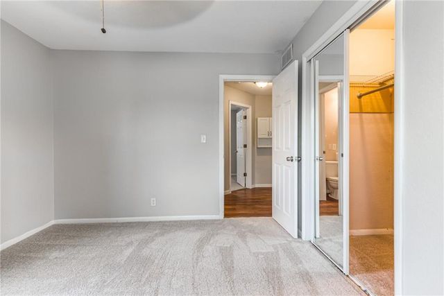 9200 E 87th Street, Raytown, MO 64138