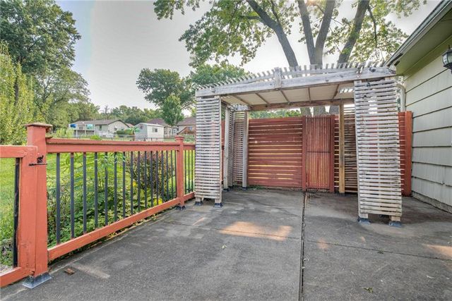 9200 E 87th Street, Raytown, MO 64138