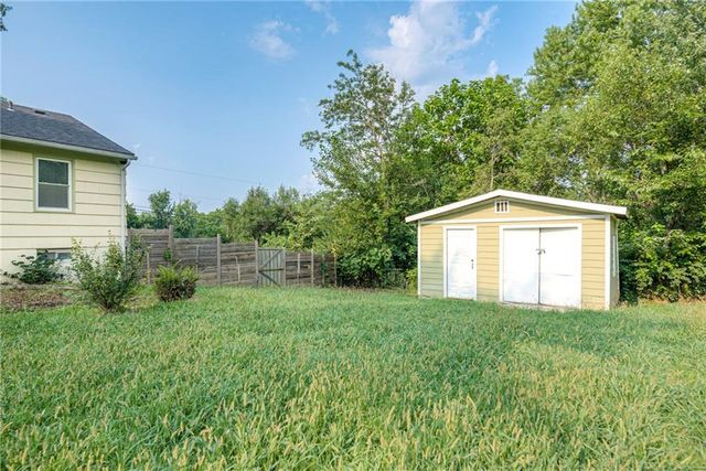 9200 E 87th Street, Raytown, MO 64138