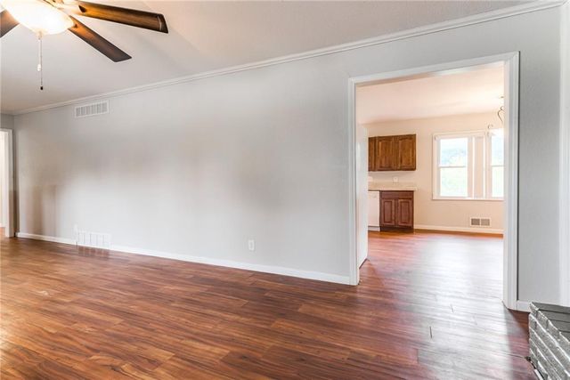 9200 E 87th Street, Raytown, MO 64138