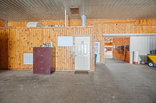 4487 Louisville Road, Salvisa, KY 40372