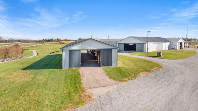 4487 Louisville Road, Salvisa, KY 40372