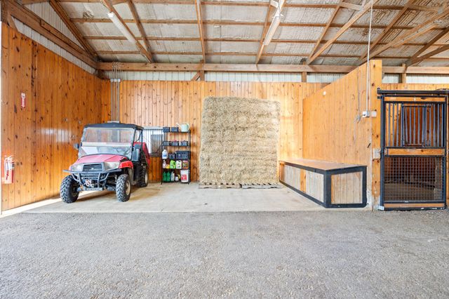 4487 Louisville Road, Salvisa, KY 40372