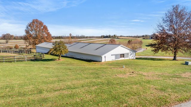 4487 Louisville Road, Salvisa, KY 40372