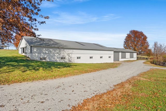 4487 Louisville Road, Salvisa, KY 40372