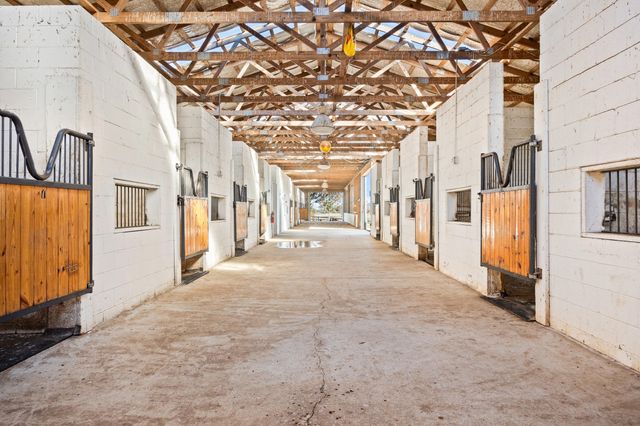 4487 Louisville Road, Salvisa, KY 40372