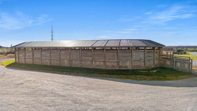 4487 Louisville Road, Salvisa, KY 40372