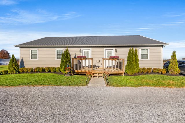 4487 Louisville Road, Salvisa, KY 40372