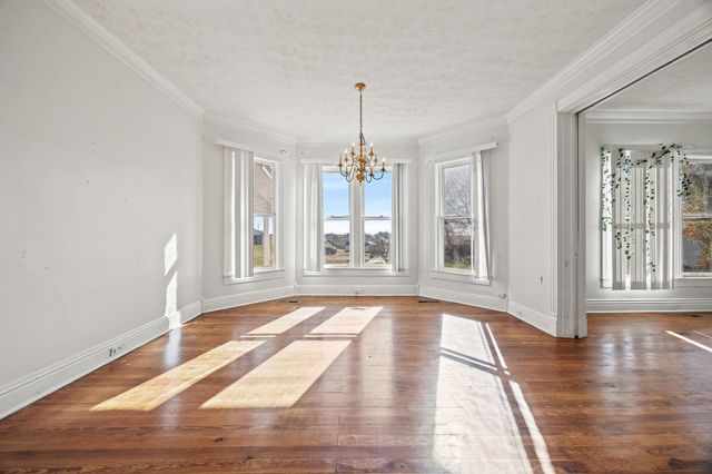 4487 Louisville Road, Salvisa, KY 40372