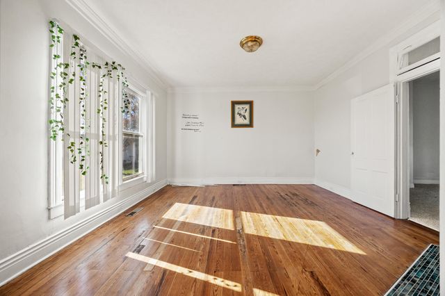 4487 Louisville Road, Salvisa, KY 40372