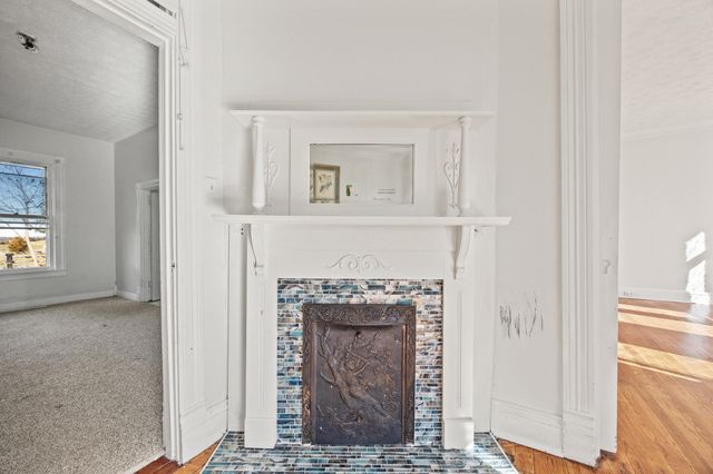 4487 Louisville Road, Salvisa, KY 40372