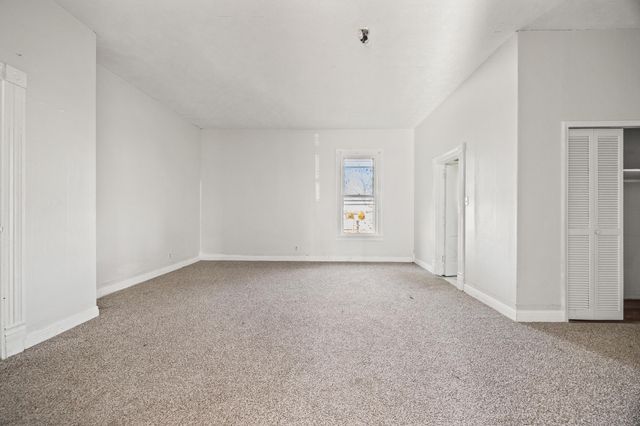 4487 Louisville Road, Salvisa, KY 40372