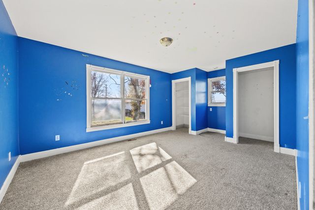 4487 Louisville Road, Salvisa, KY 40372