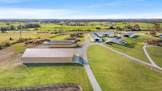 4487 Louisville Road, Salvisa, KY 40372