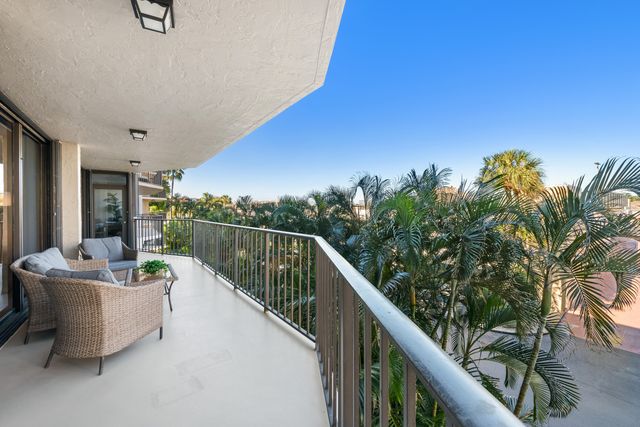 859 Jeffery Street 306, Boca Raton, FL 33487