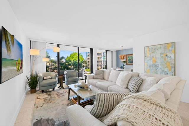 859 Jeffery Street 306, Boca Raton, FL 33487