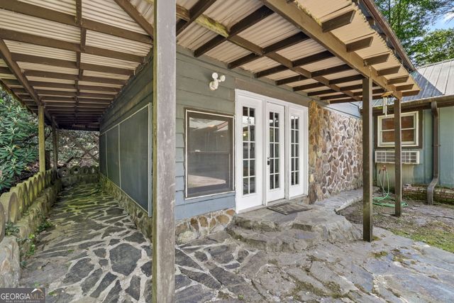 544 Darnell Creek Road, Rabun Gap, GA 30568